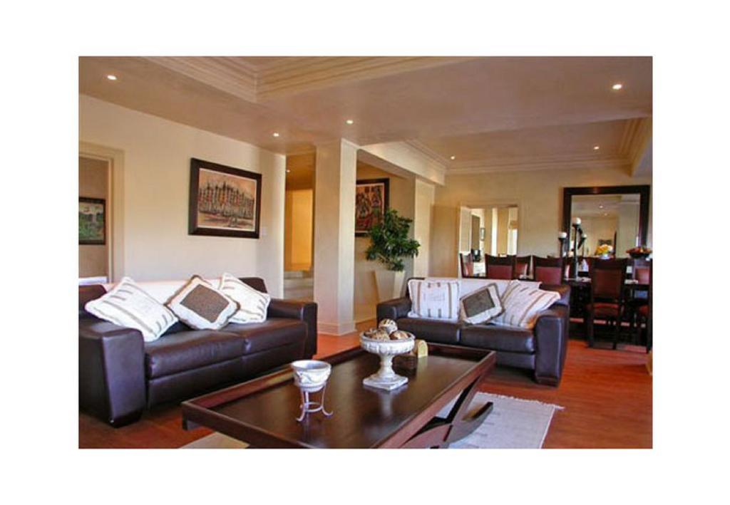 Beachside Villa & Penthouse Cidade Do Cabo Exterior foto